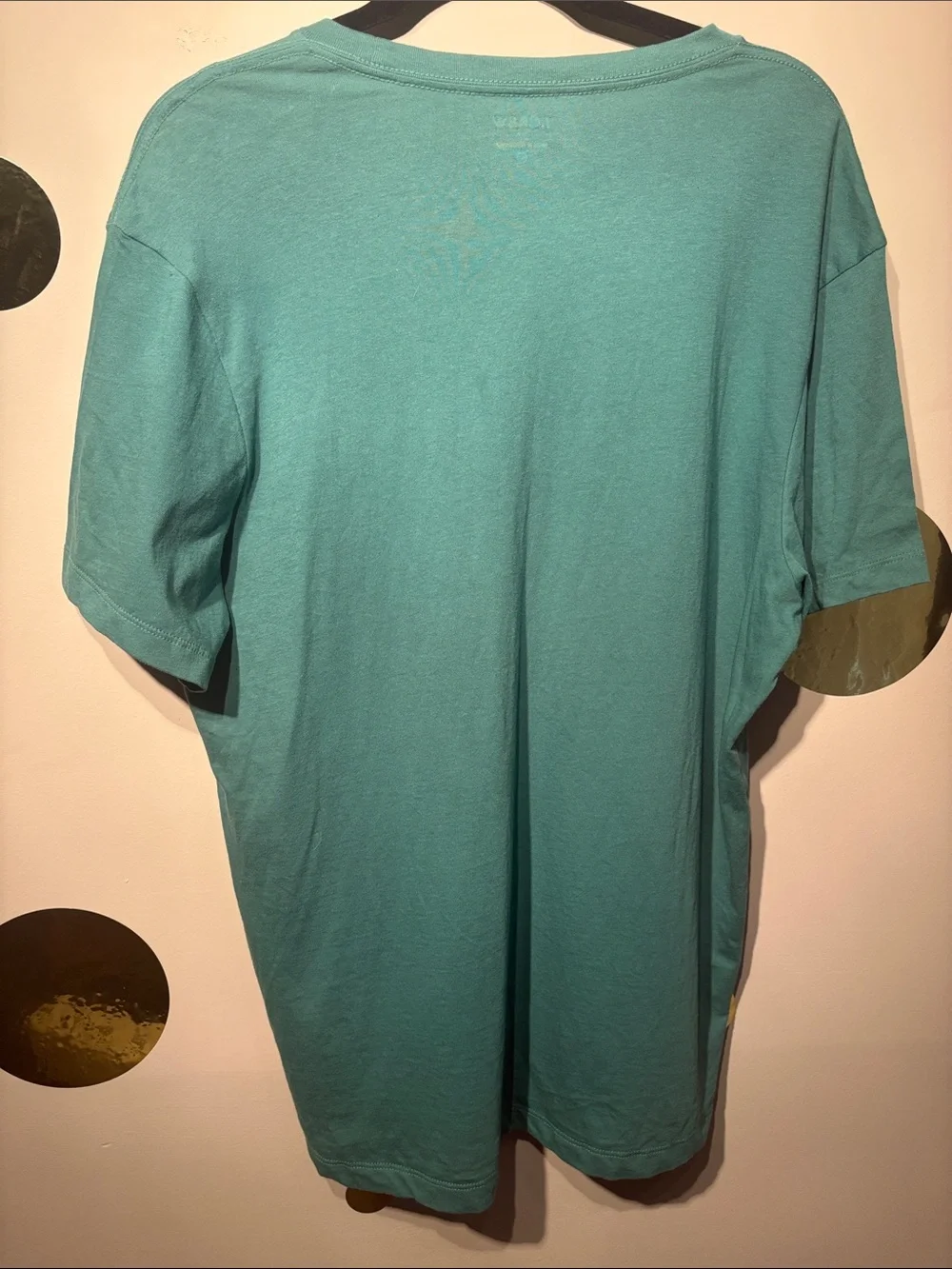 J. Crew Teal Short-Sleeve Graphic Tee with White East End Tap House Print